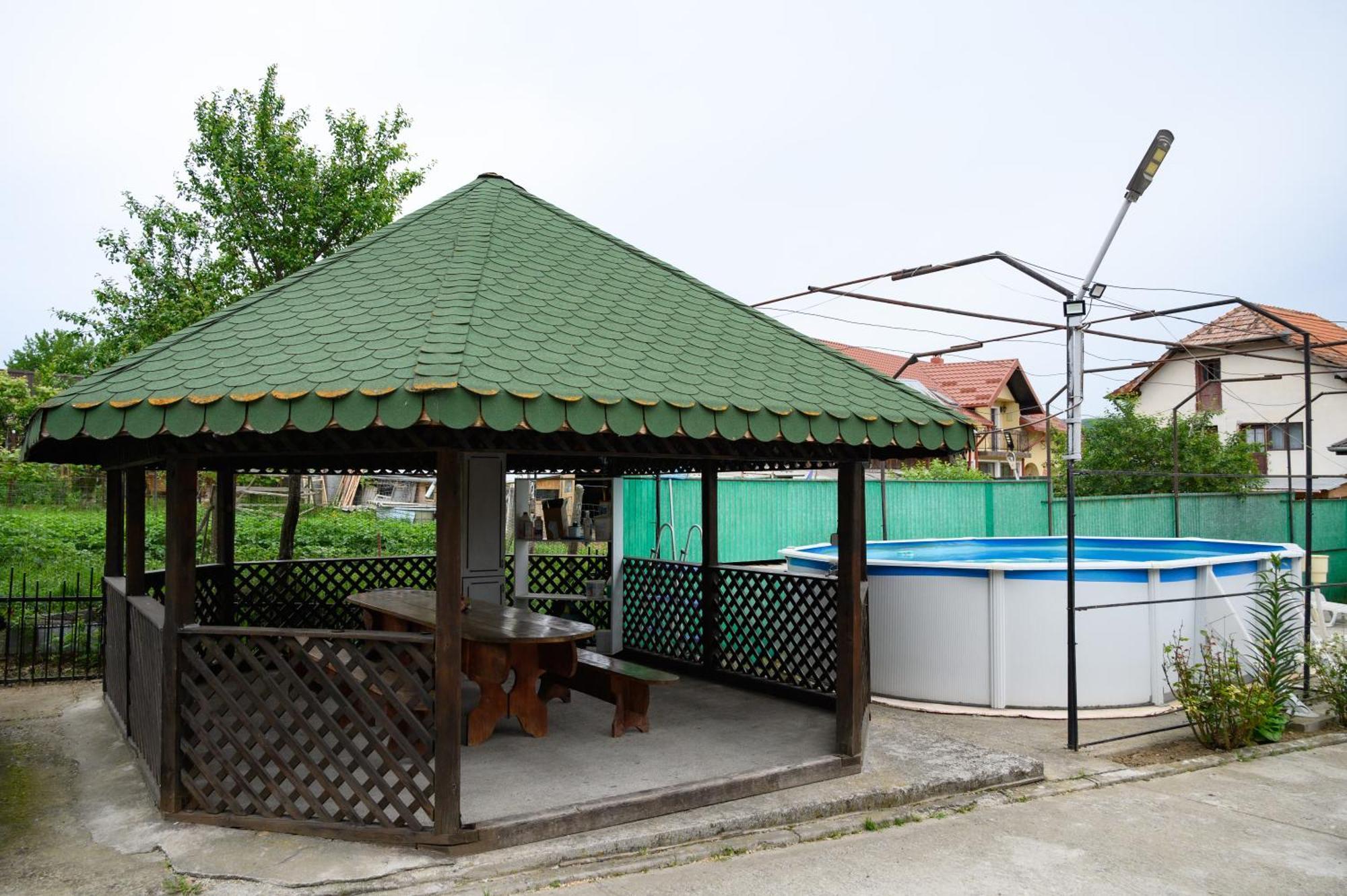 Luxury Attic Villa คูร์ตา เด อาร์เจช ภายนอก รูปภาพ